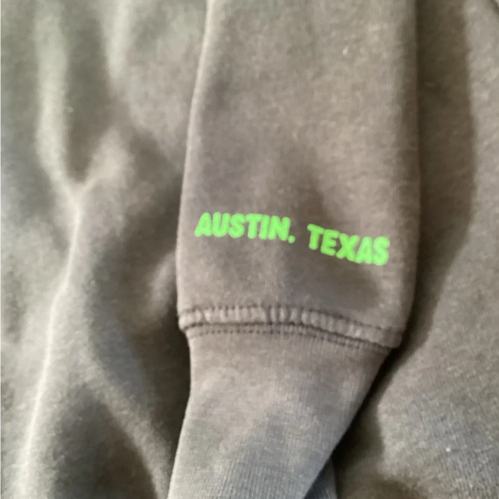 Midnight Cowboy ,Austin Texas, Graphic Crewneck Sweater - Black Size XS, - Picture 3 of 5